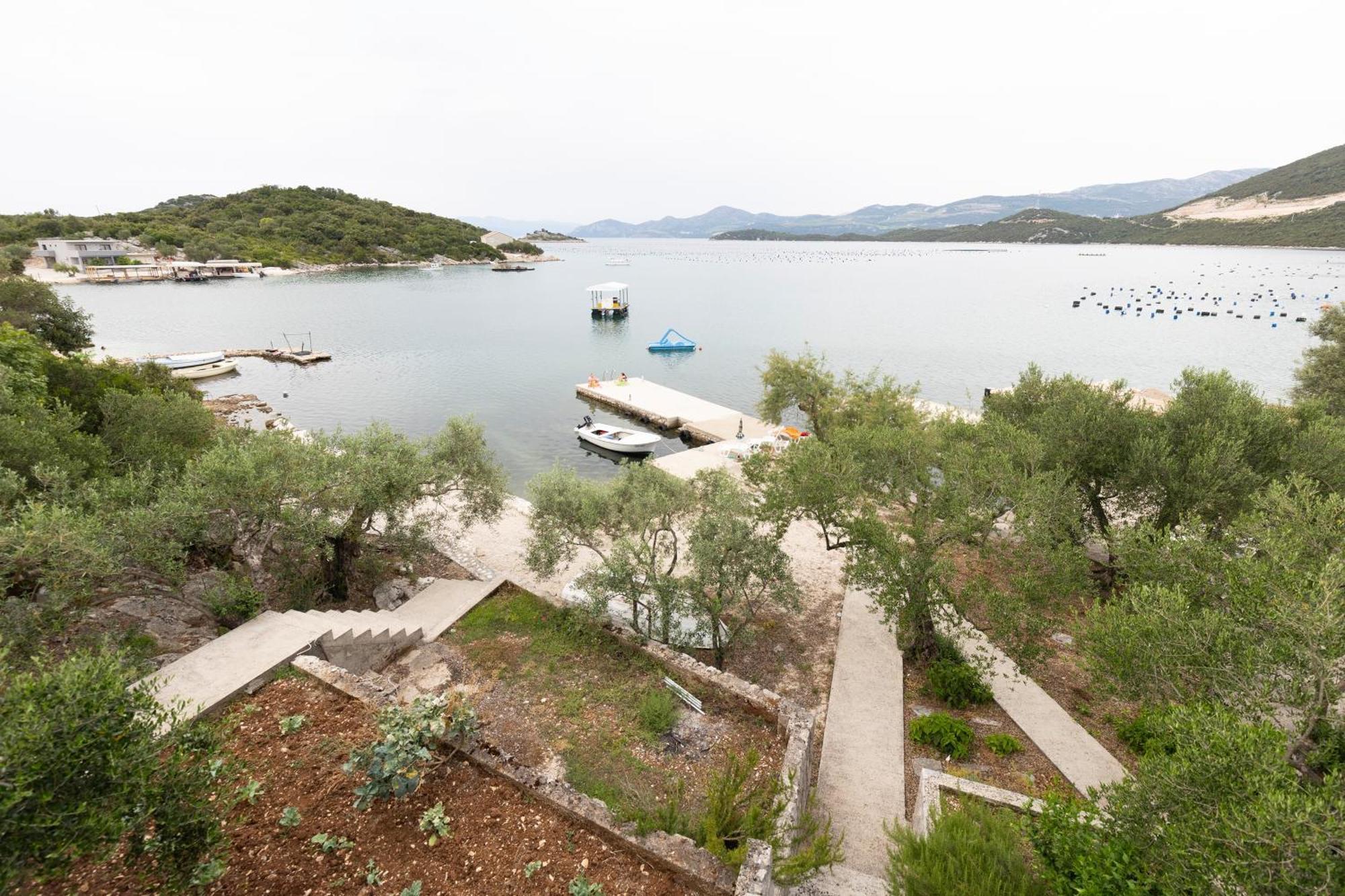 Apartments By The Sea Zuronja, Peljesac - 10137 Brijesta Экстерьер фото
