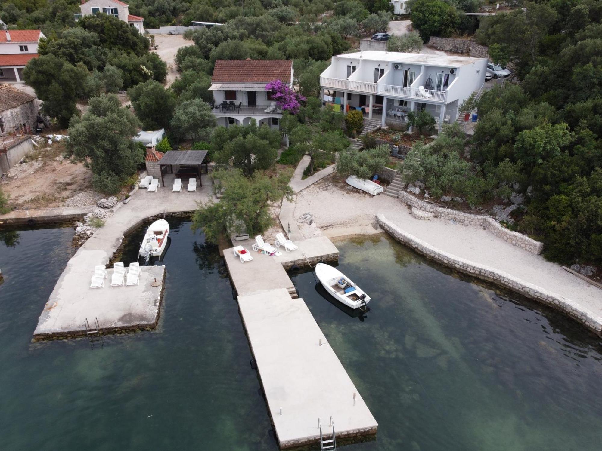 Apartments By The Sea Zuronja, Peljesac - 10137 Brijesta Экстерьер фото